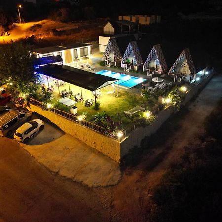 Bu Bungalow Hotel デムレ エクステリア 写真