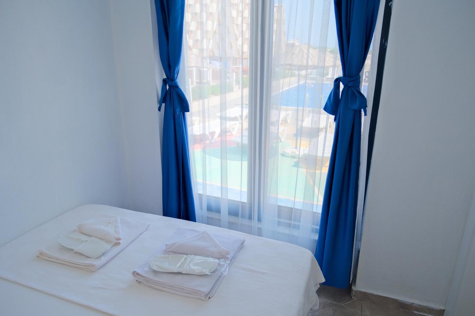 Bu Bungalow Hotel デムレ エクステリア 写真