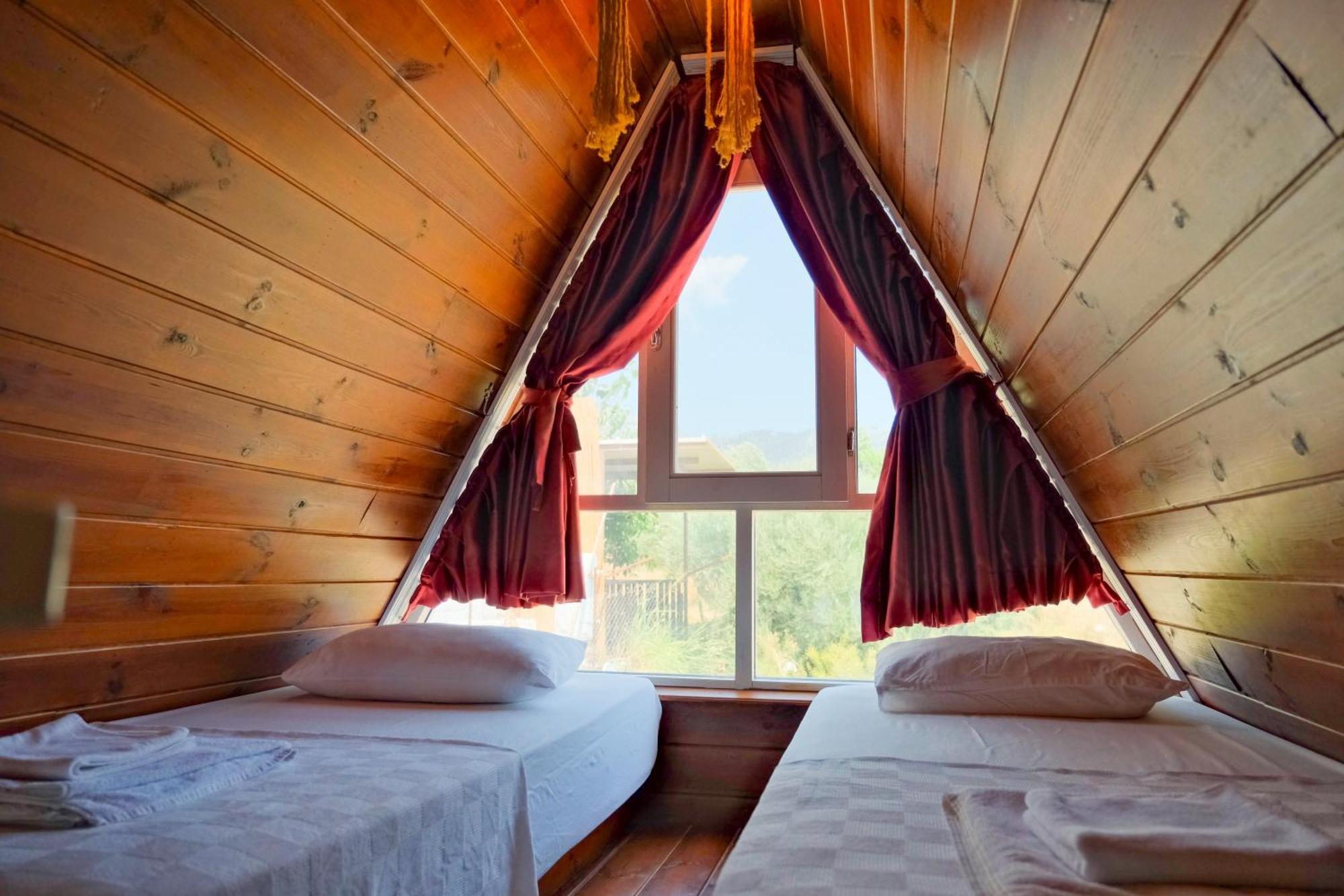 Bu Bungalow Hotel デムレ エクステリア 写真